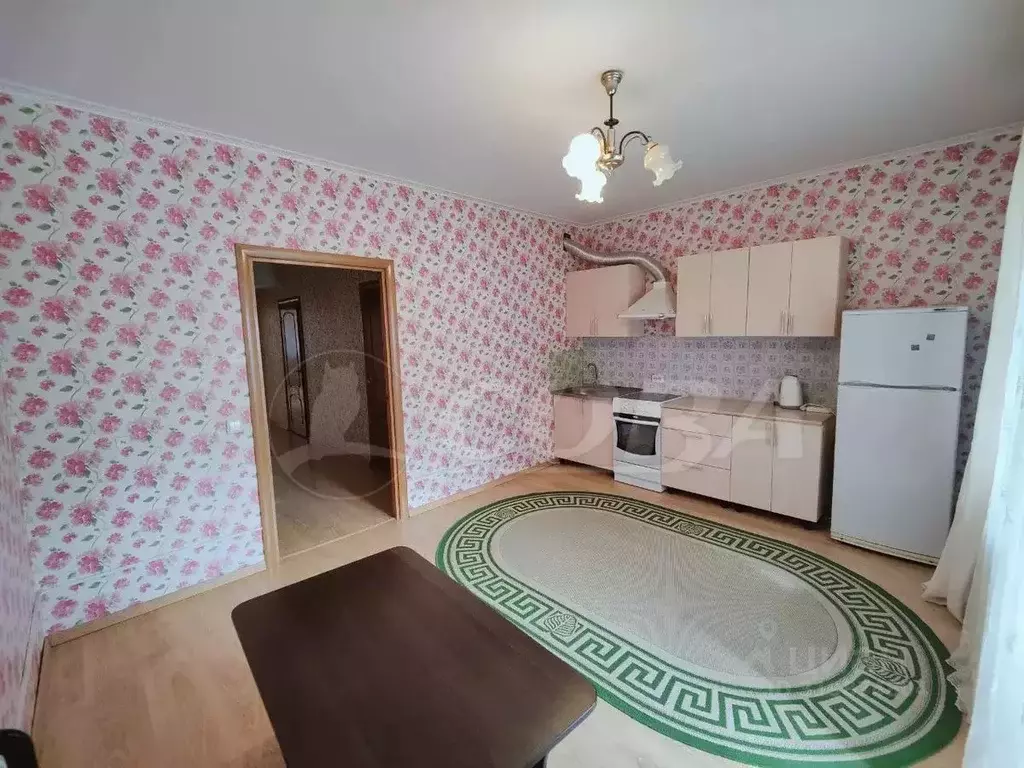 1-к кв. Тюменская область, Тюмень ул. Салтыкова-Щедрина, 58/3 (60.0 м) - Фото 1