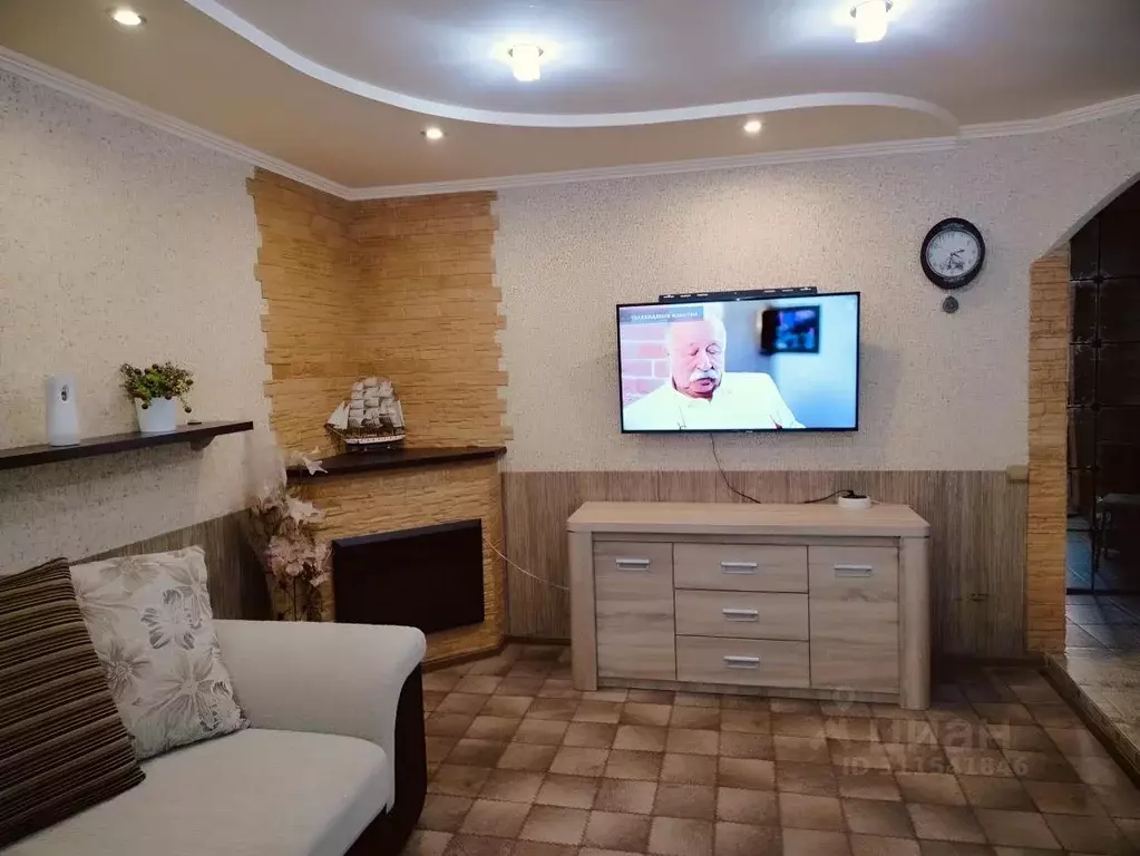 3-к кв. Башкортостан, Салават ул. Бочкарева, 4 (61.4 м) - Фото 0