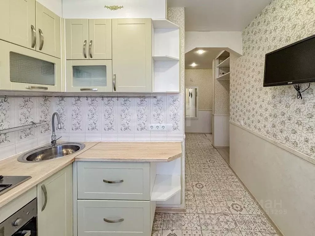 3-к кв. Псковская область, Псков ул. Металлистов, 32А (58.6 м) - Фото 1