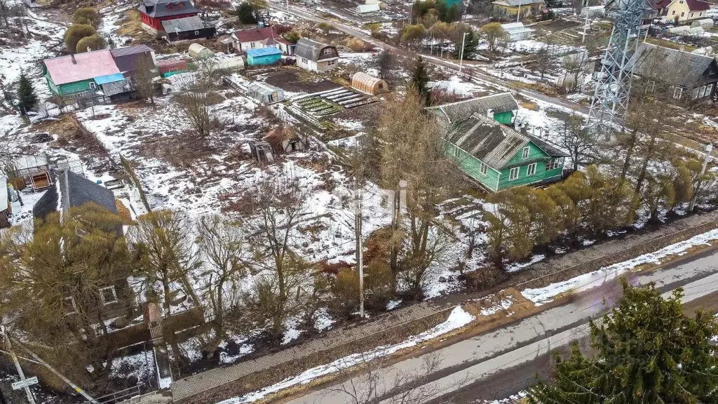 Участок в Ленинградская область, Кировский район, пос. Мга ул. ... - Фото 1
