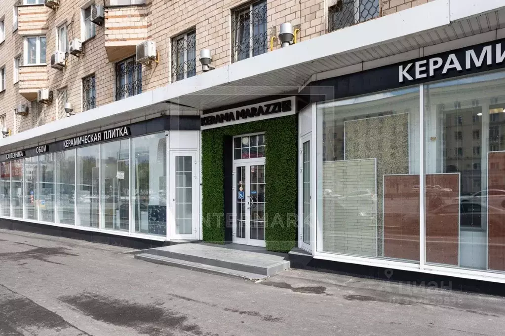 Торговая площадь в Москва Варшавское ш., 69К1 (524 м) - Фото 1