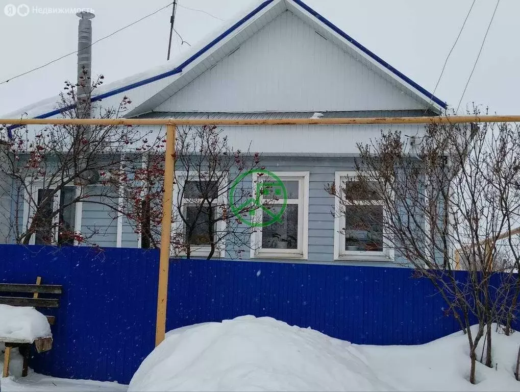 Дом в Октябрьск, улица Менделеева, 33 (64 м) - Фото 1