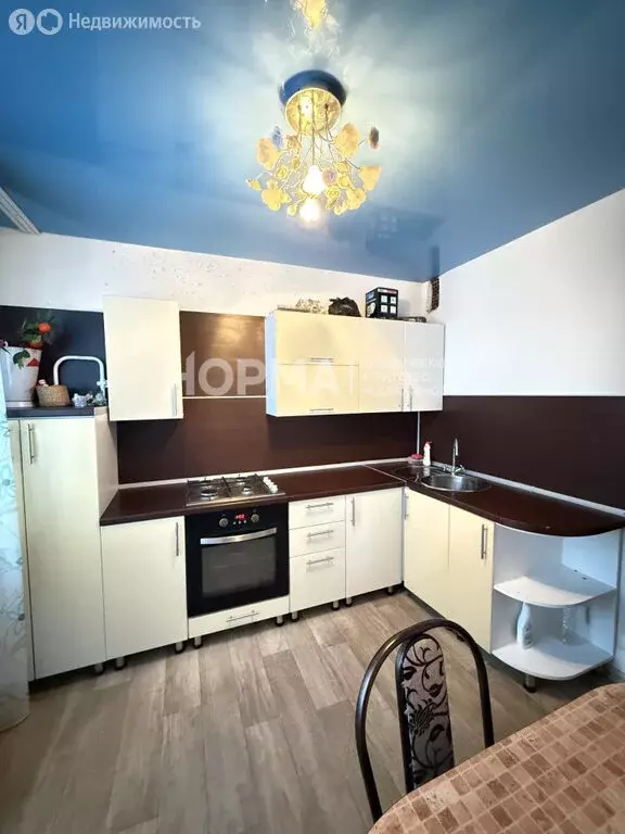 2-комнатная квартира: Октябрьский, 34-й микрорайон, 21 (51.9 м) - Фото 2