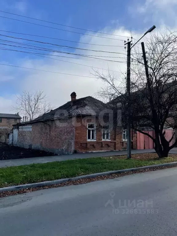 Дом в Северная Осетия, Владикавказ ул. Гастелло, 62 (70 м) - Фото 2
