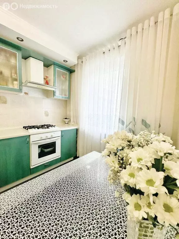 3-комнатная квартира: Казань, улица Лукина, 8 (66.9 м) - Фото 0