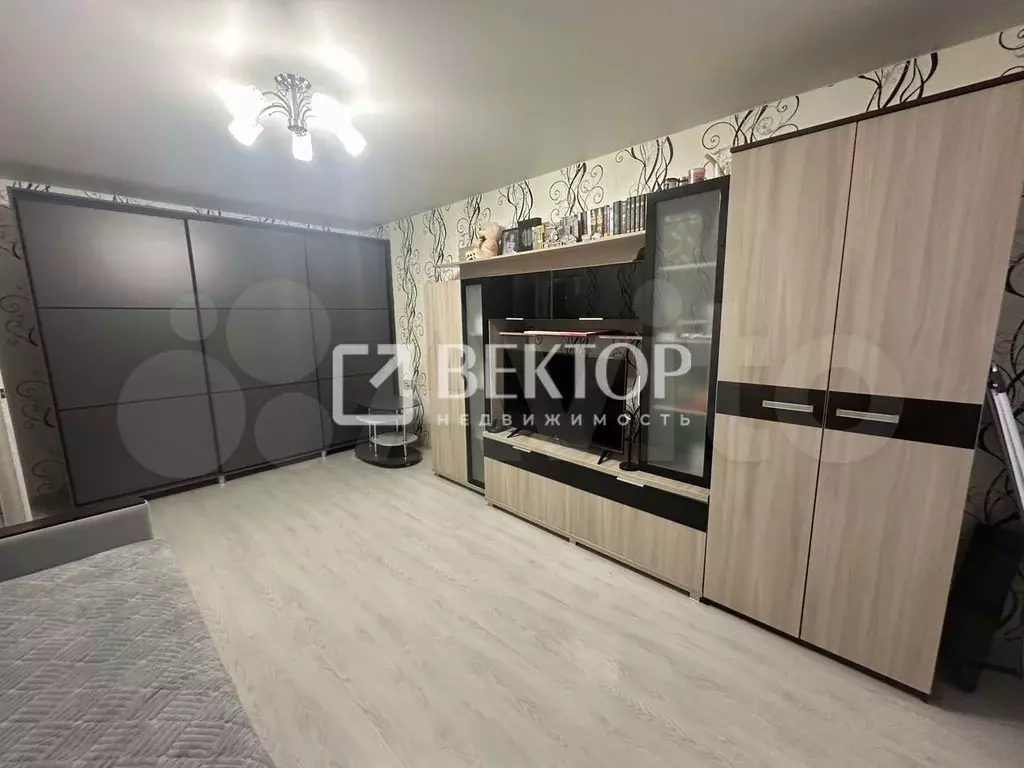 1-к. квартира, 38 м, 4/9 эт. - Фото 1