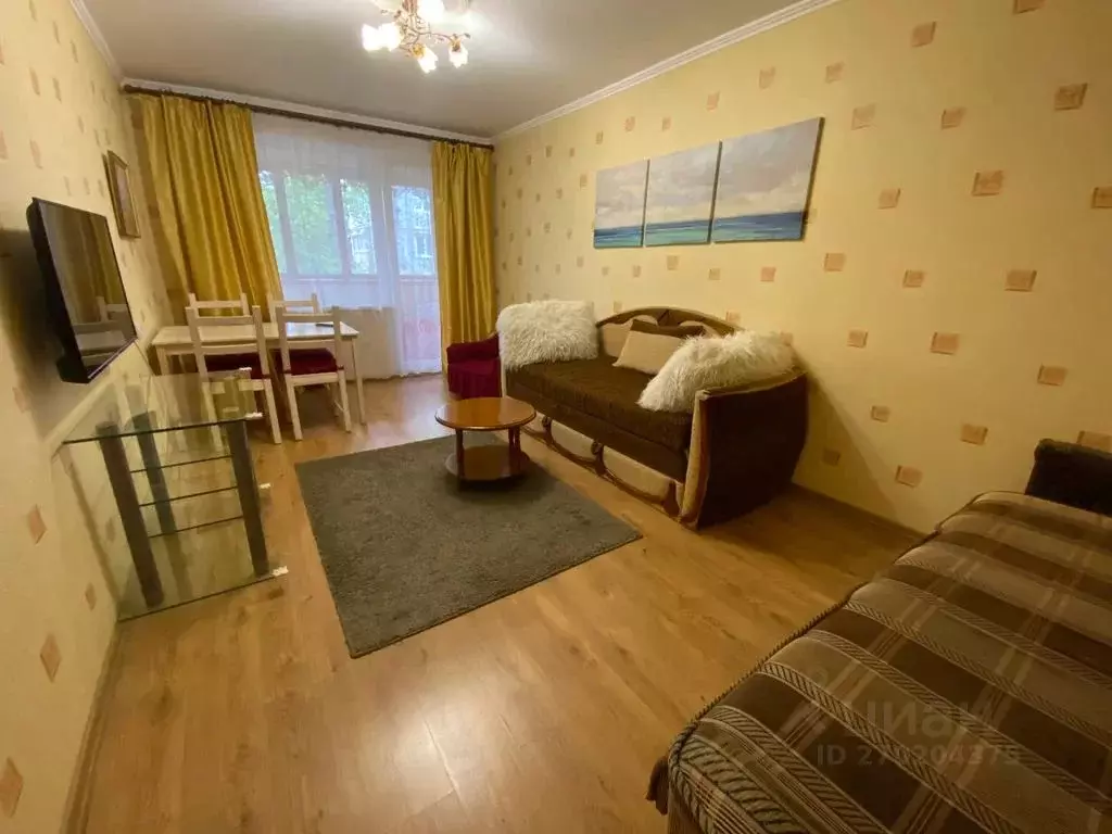 2-к кв. Крым, Алушта ул. Платановая, 6 (50.0 м) - Фото 1