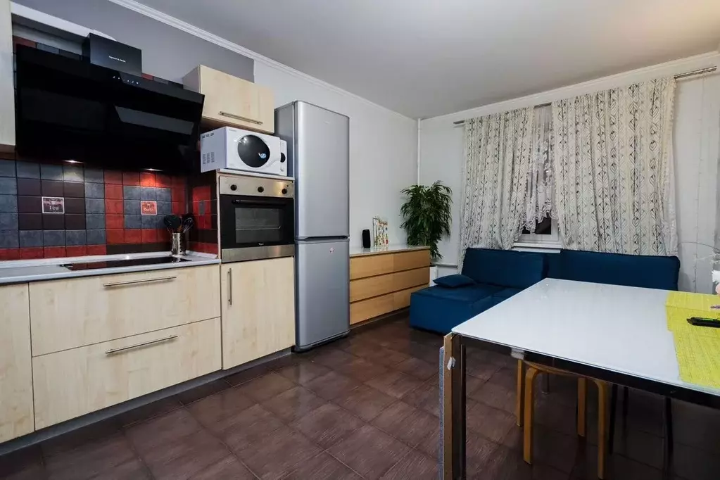 2-к кв. Ленинградская область, Мурино Всеволожский район, пл. ... - Фото 2