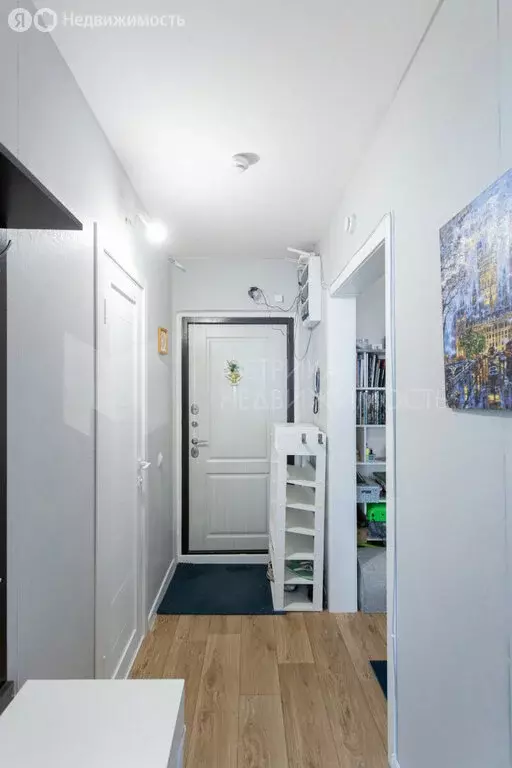 1-комнатная квартира: Тюмень, улица Монтажников, 42 (39.6 м) - Фото 1