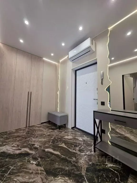 1-к кв. Крым, Симферопольский район, с. Мирное ул. Славы, 50к1 (41.5 ... - Фото 1