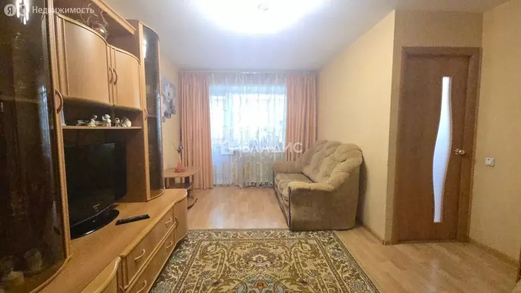 1-комнатная квартира: Нижний Новгород, улица Вячеслава Шишкова, 8к2 ... - Фото 0