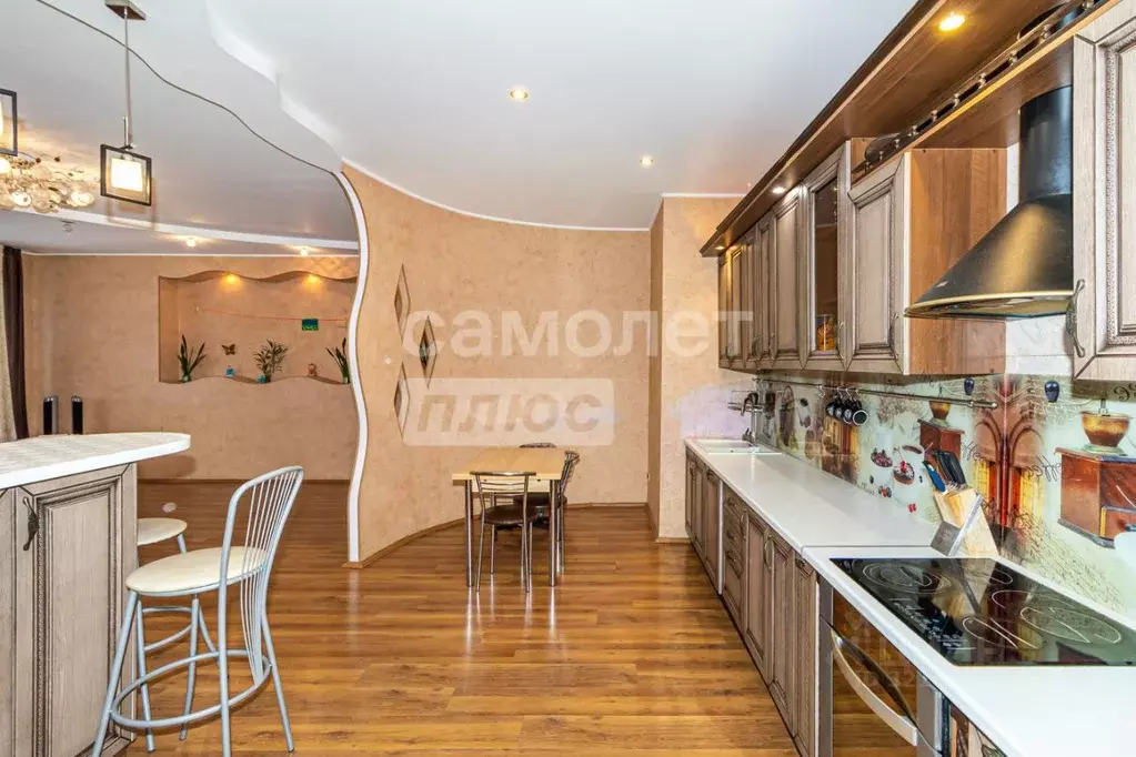 3-к кв. Челябинская область, Челябинск Комсомольский просп., 62 (140.0 ... - Фото 1