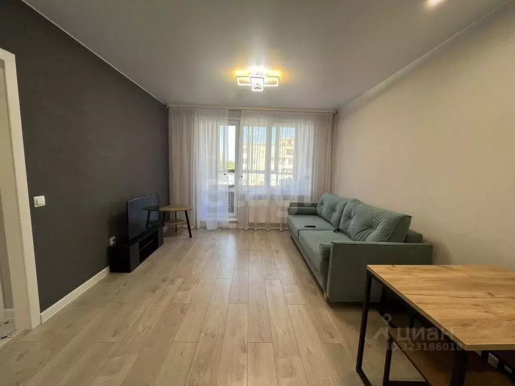 2-к кв. Удмуртия, Ижевск ул. Имени В.С. Тарасова, 2 (41.4 м) - Фото 1