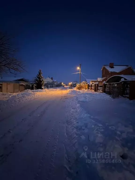 Дом в Белгородская область, Старооскольский городской округ, с. ... - Фото 1