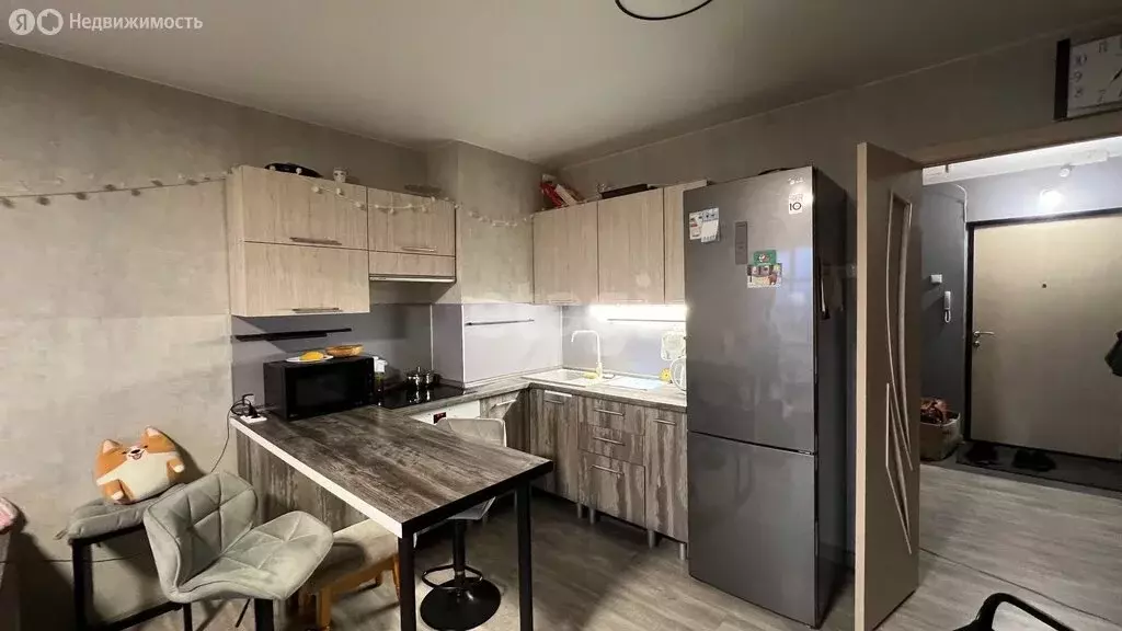 3-комнатная квартира: Красноярск, Свердловская улица, 6В (36.6 м) - Фото 0