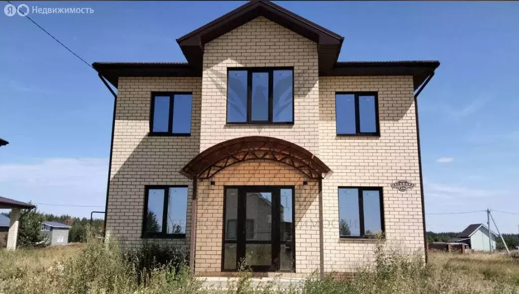 Дом в село Усады, коттеджный посёлок Удачный, Солнечная улица (180 м) - Фото 1