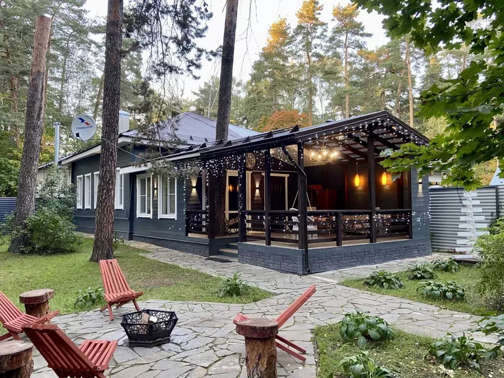 Дом в Рязанская область, Рязань ул. Санаторий, 9 (100 м) - Фото 1