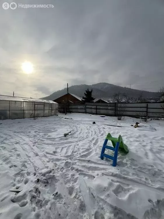 Дом в Республика Хакасия, рабочий посёлок Майна, улица Калинина, 73А ... - Фото 2