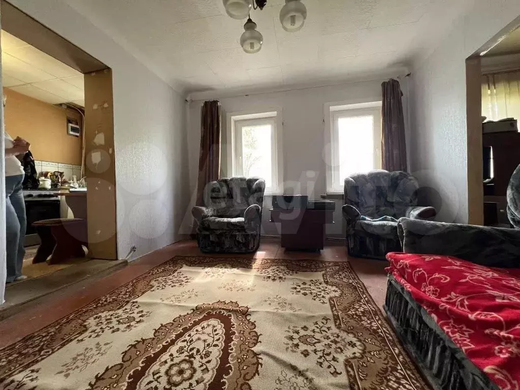 4-к. квартира, 49,9 м, 1/2 эт. - Фото 0