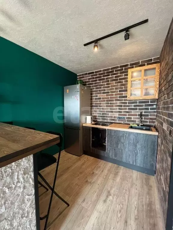 1-к кв. Тюменская область, Тюмень ул. 50 лет Октября, 57В (42.0 м) - Фото 1