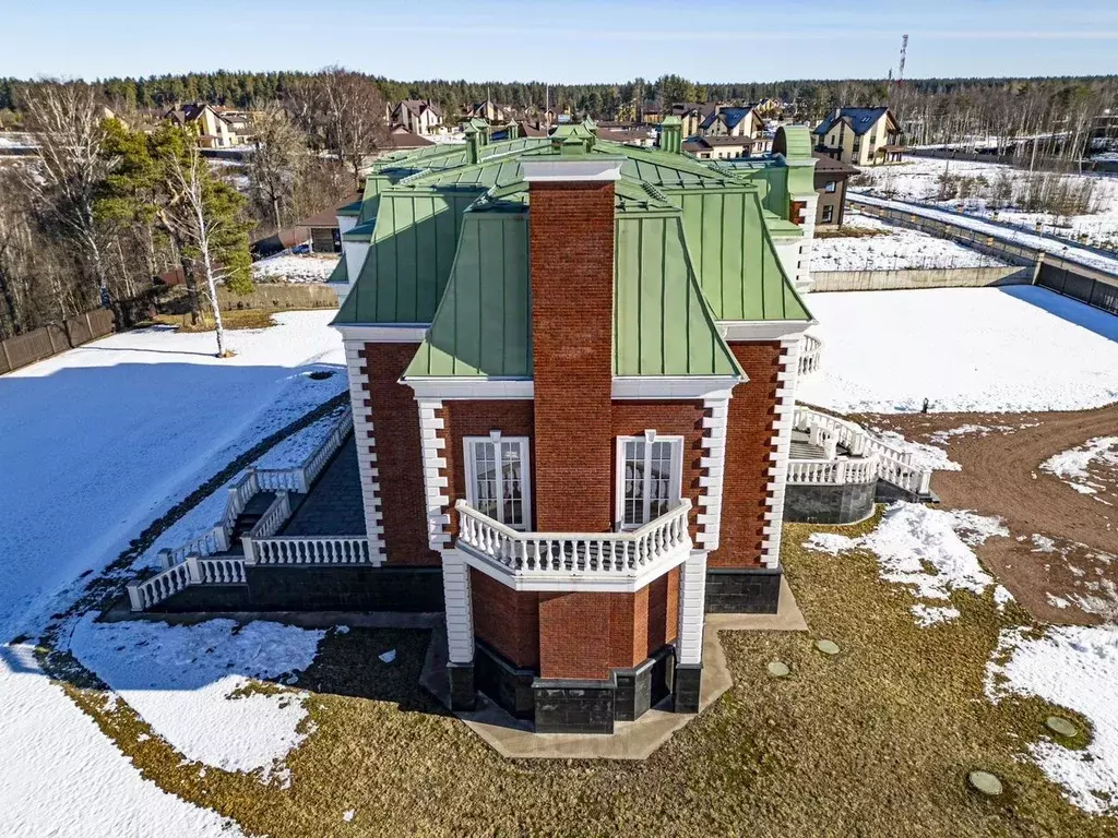 Дом в Ленинградская область, Выборгский район, Первомайское с/пос, ... - Фото 1