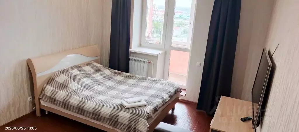 1-к кв. Ямало-Ненецкий АО, Салехард ул. Республики, 77 (36.0 м) - Фото 0