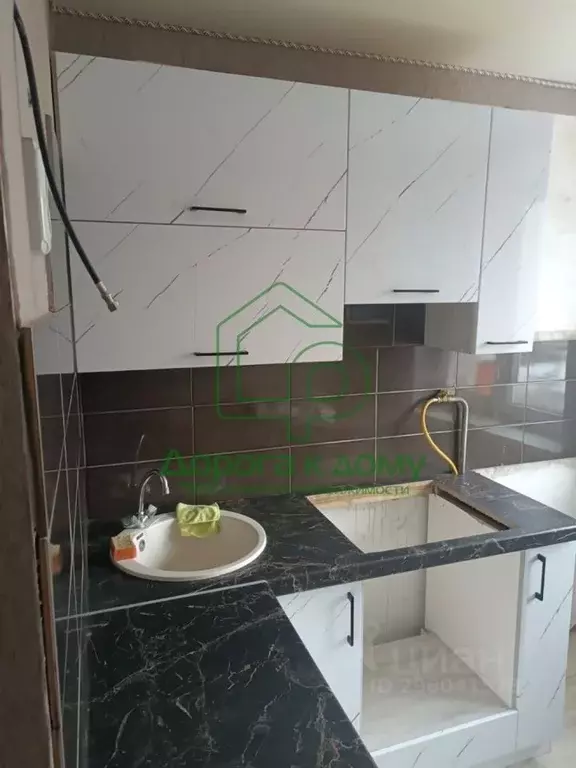 1-к кв. Белгородская область, Старый Оскол Интернациональный мкр, 46 ... - Фото 1