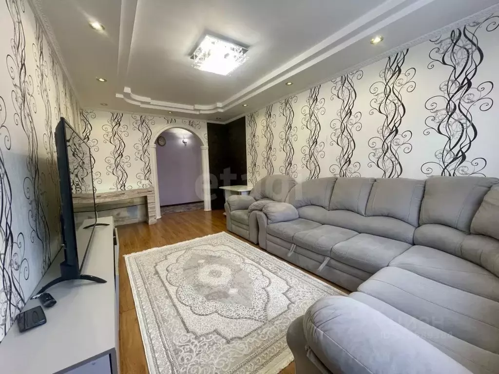 3-к кв. Тюменская область, Тюмень ул. Александра Логунова, 20 (68.0 м) - Фото 2