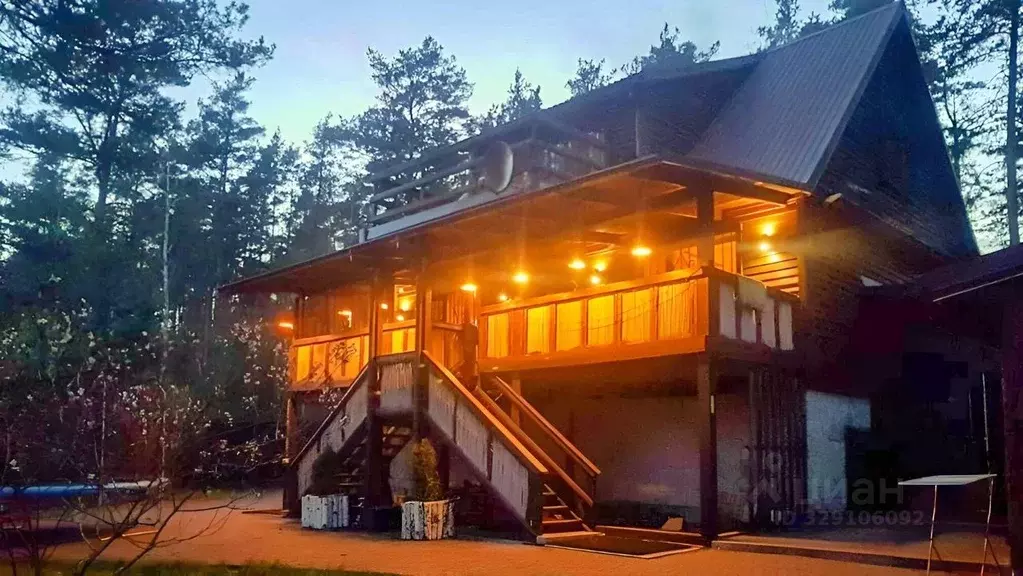 Дом в Псковская область, Гдовский муниципальный округ, д. Озера  (330 ... - Фото 1