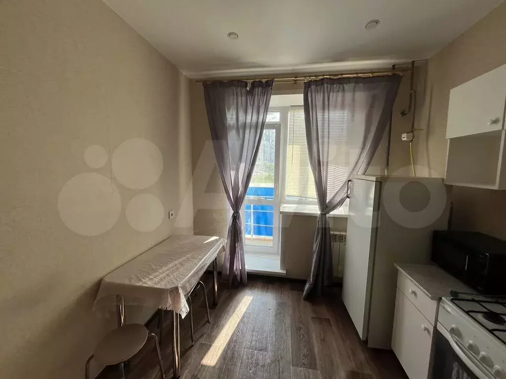 1-к. квартира, 35 м, 1/10 эт. - Фото 1