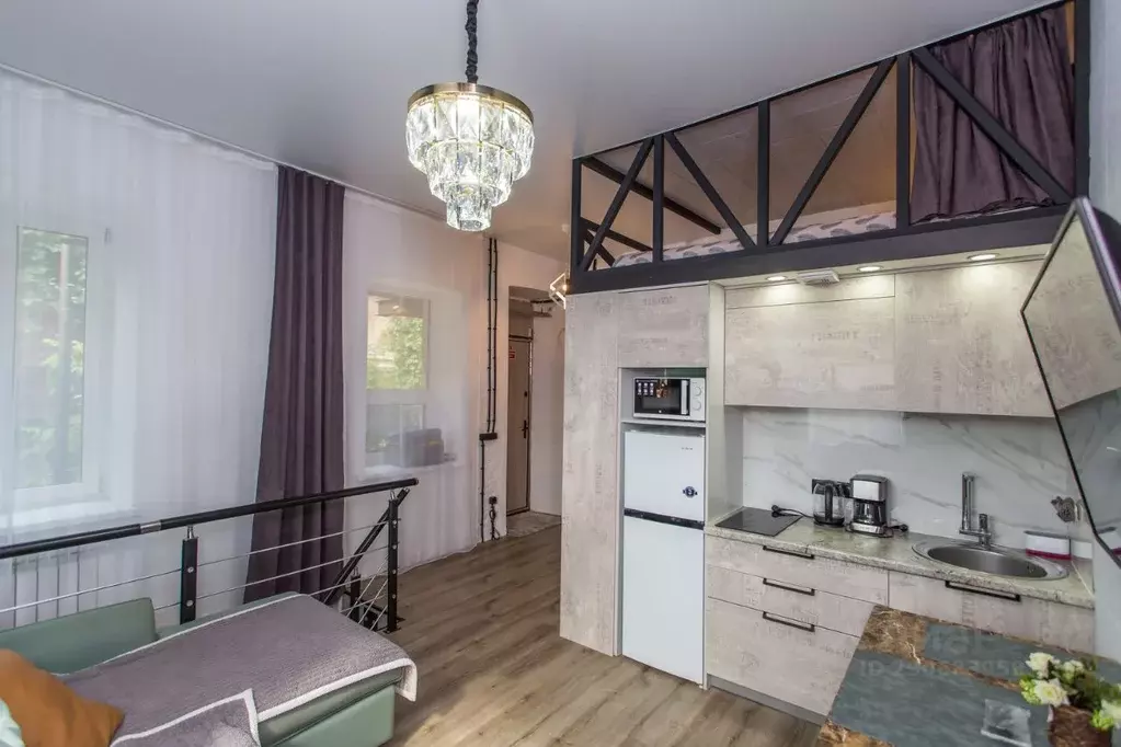 2-к кв. Приморский край, Владивосток Семеновская ул., 8Б (42.0 м) - Фото 0