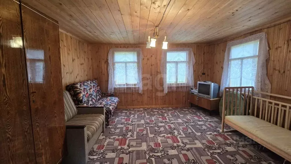 Дом в Ленинградская область, Киришский район, Пчевжинское с/пос, ... - Фото 1