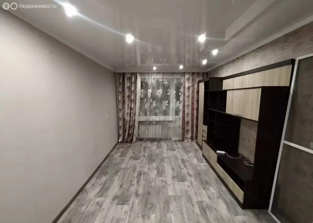 1-комнатная квартира: 5-й микрорайон, 33 (31.6 м) - Фото 1