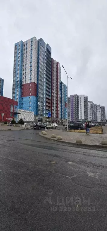 2-к кв. Карелия, Петрозаводск ул. Энтузиастов, 17 (37.8 м) - Фото 1