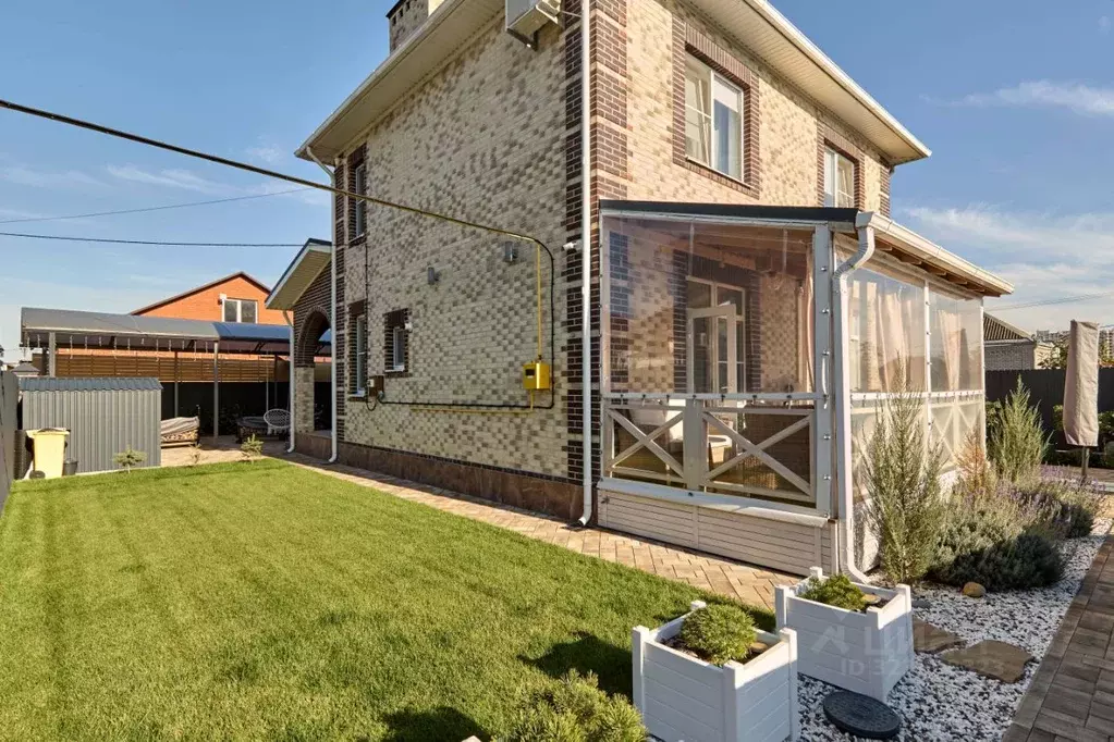 Дом в Адыгея, Тахтамукайский район, Старобжегокайское с/пос, Новая ... - Фото 1