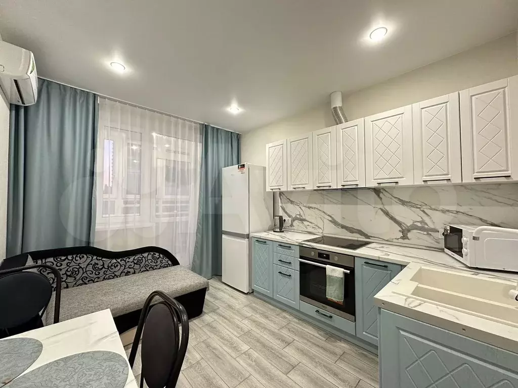 1-к. квартира, 40 м, 3/9 эт. - Фото 0