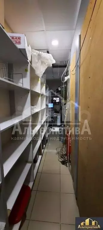 60.5 м продуктовый магазин, склад, свободного наз - Фото 1