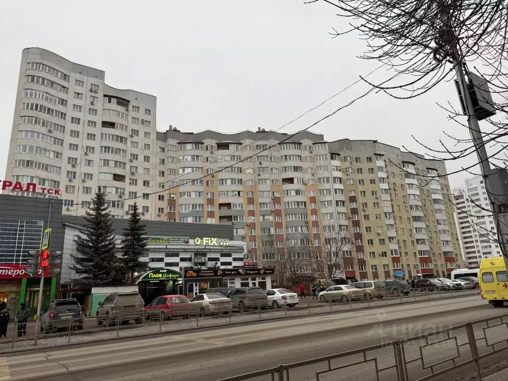 2-к кв. Башкортостан, Уфа Российская ул., 25 (66.0 м) - Фото 1