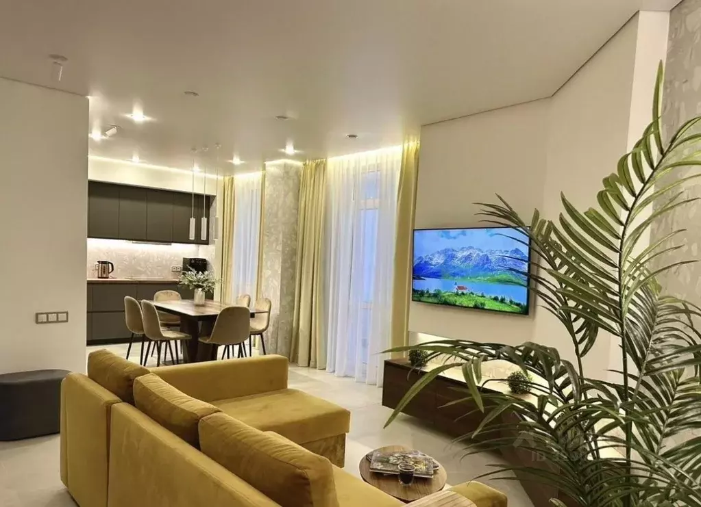 3-к кв. Свердловская область, Екатеринбург ул. 8 Марта, 194 (94.8 м) - Фото 1