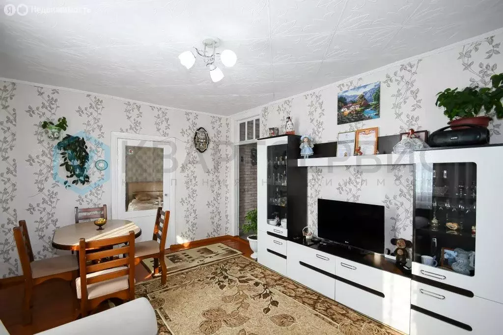 Дом в посёлок Новоомский, Шоссейная улица (93.4 м) - Фото 0