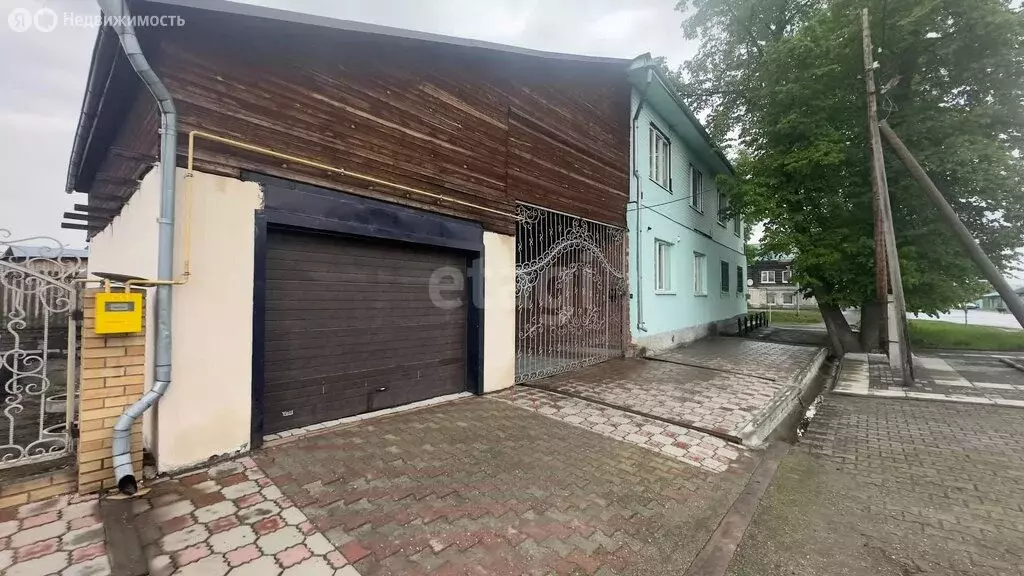 Дом в Ирбит, улица Карла Маркса (275 м) - Фото 0