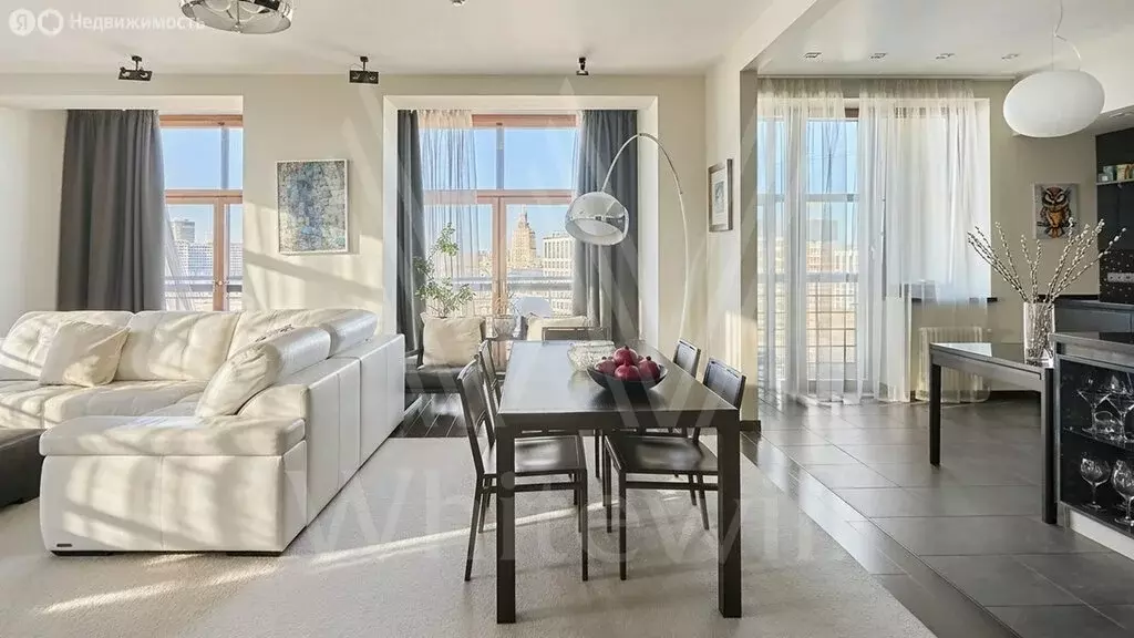 3-комнатная квартира: Москва, Дохтуровский переулок, 6 (180 м) - Фото 1