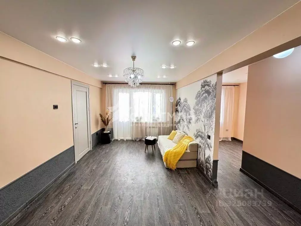 2-к кв. Иркутская область, Усолье-Сибирское ул. Толбухина, 50 (45.0 м) - Фото 1