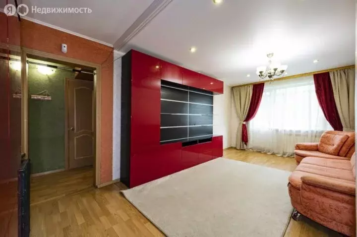 3-комнатная квартира: Краснодар, Ставропольская улица, 84 (64.3 м) - Фото 1