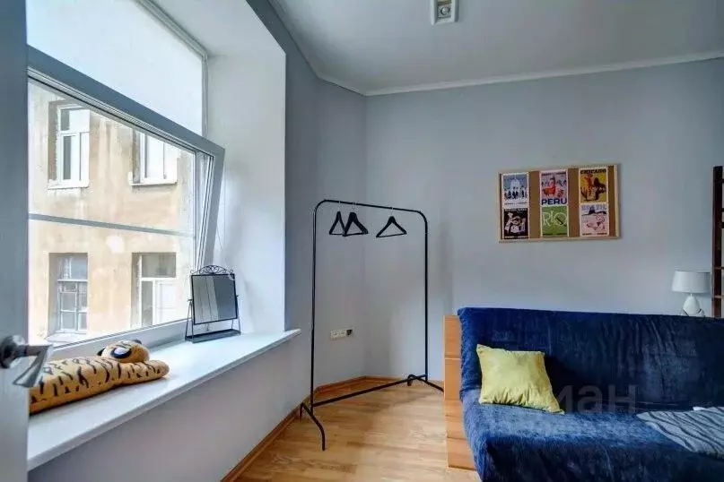 3-к кв. Санкт-Петербург ул. Декабристов, 62-64 (66.0 м) - Фото 0