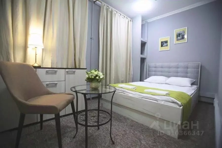 Комната Москва Малый Кисловский пер., 7 (12.0 м) - Фото 1