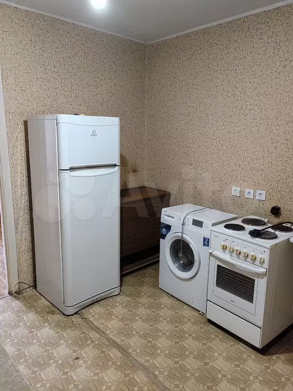 1-к. квартира, 31 м, 8/10 эт. - Фото 0