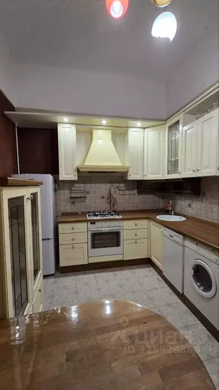 1-к кв. Москва Большой Гнездниковский пер., 10 (44.2 м) - Фото 1