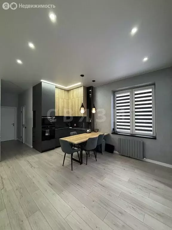 2-комнатная квартира: Тюмень, улица Ю.-Р.Г. Эрвье, 34к1 (77.3 м) - Фото 2