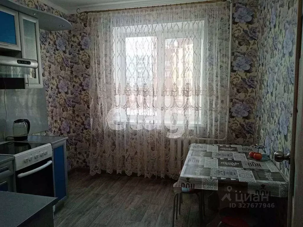 2-к кв. Тюменская область, Тобольск 9-й мкр, 27 (51.0 м) - Фото 1